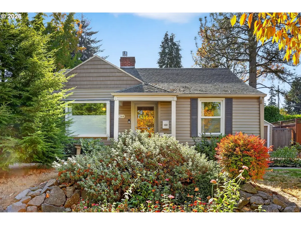 11244 NE Skidmore St, Portland, OR 97220 - #1