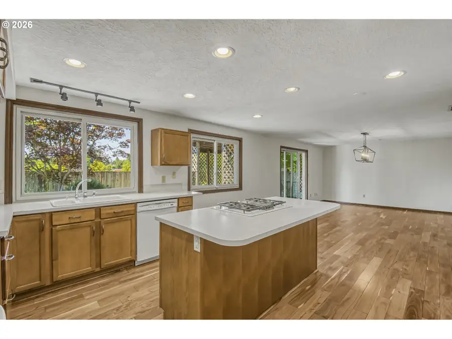 5077 SW 158th Ave, Beaverton, OR 97007 - #2