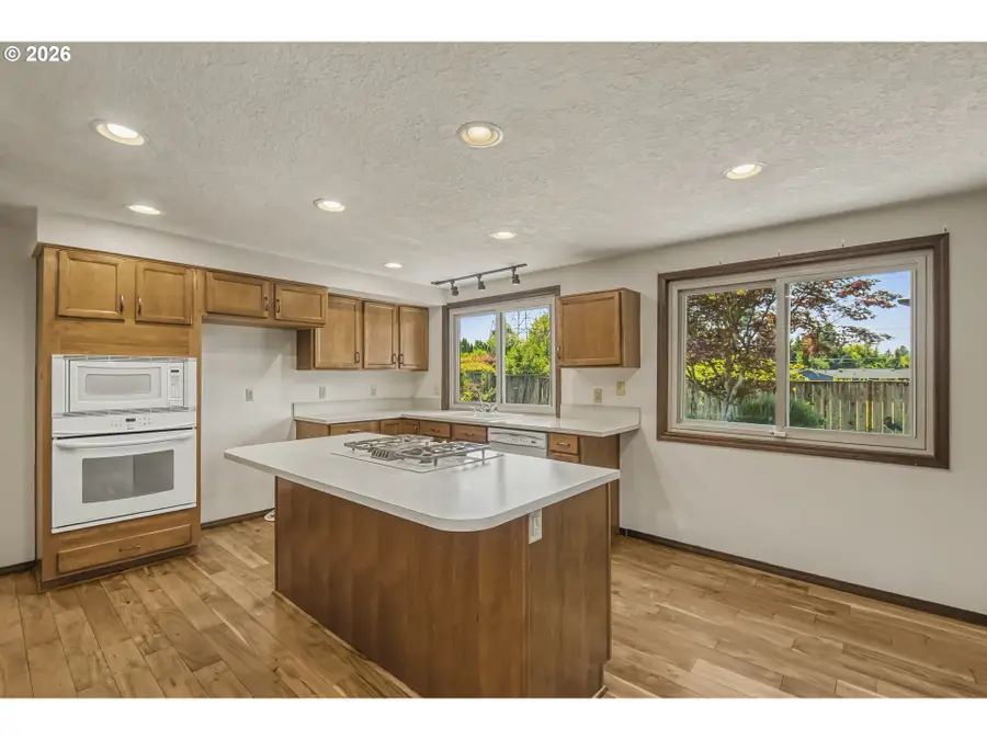 5077 SW 158th Ave, Beaverton, OR 97007 - #3