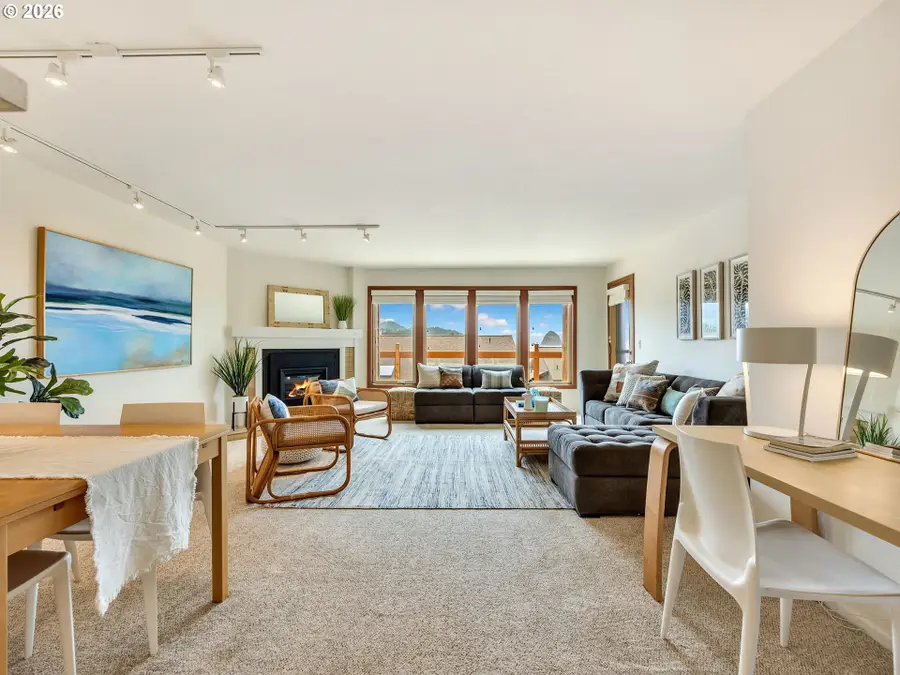 355 N Breaker Point Dr #355, Cannon Beach, OR 97110 - #2