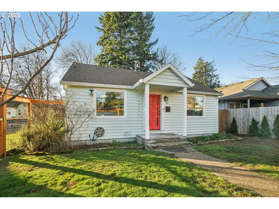 311 NE 92nd Pl, Portland, OR 97220 - Image #2
