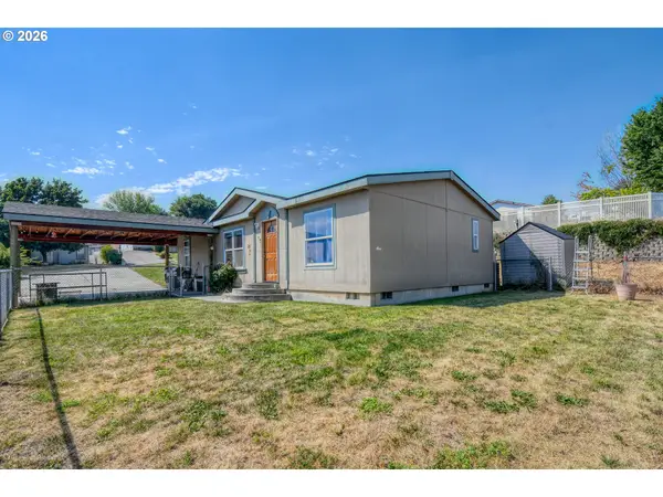 3022 SW River View Dr, Pendleton, OR 97801