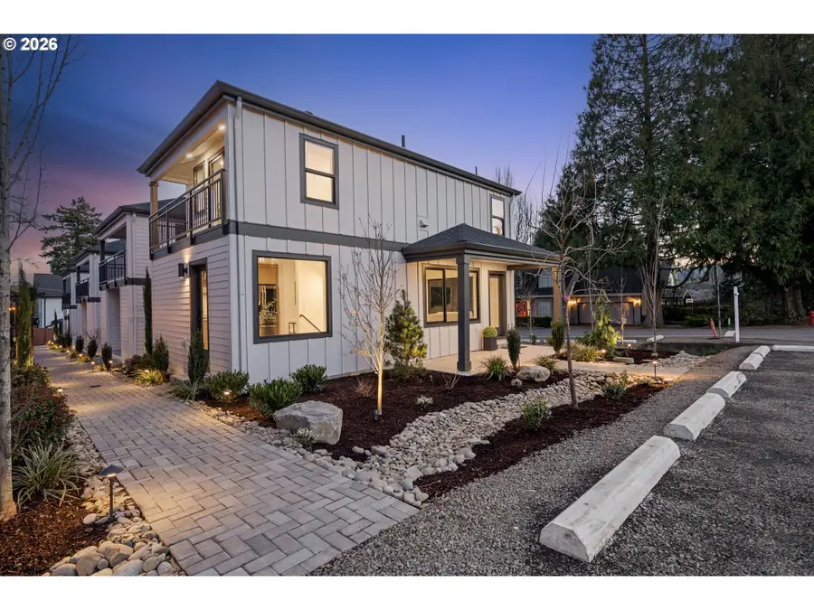 247 E Ave, Lake Oswego, OR 97034 - #2