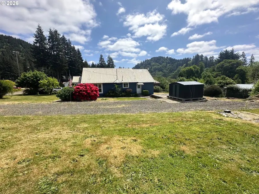 11792 Orchard Ave, Mapleton, OR 97453 - #2