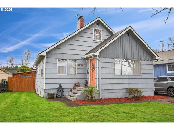 1210 8th Ave, Longview, WA 98632