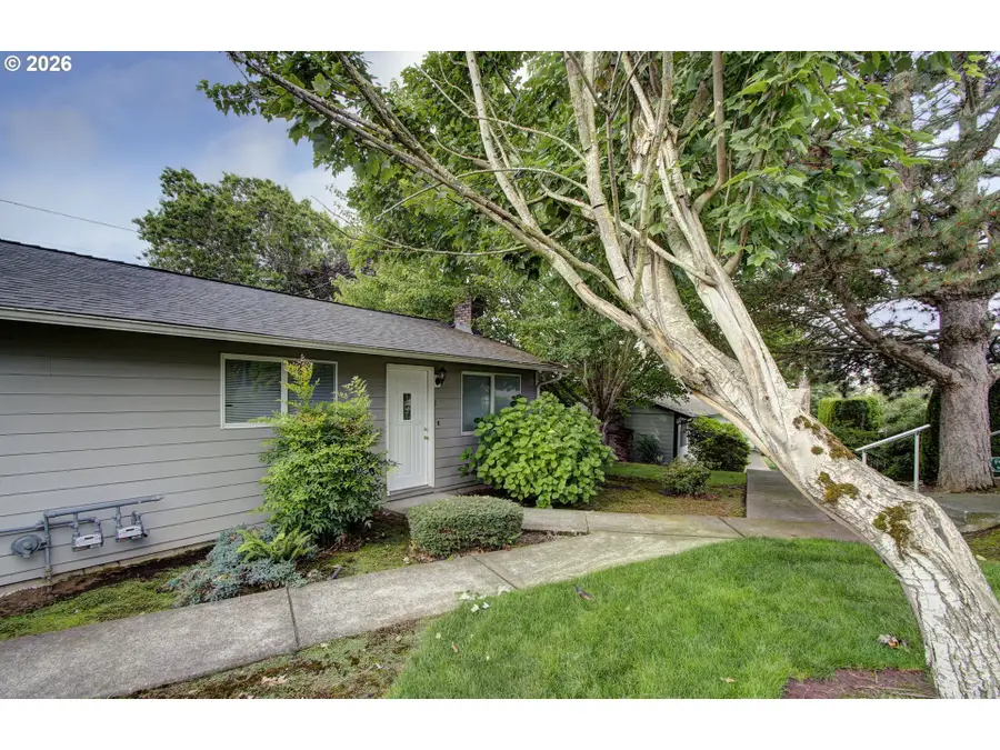 3300 Kauffman Ave #11, Vancouver, WA 98660 - #2