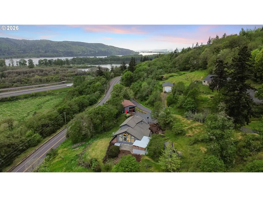 72 Bluff Rd, Kelso, WA 98626 - #3