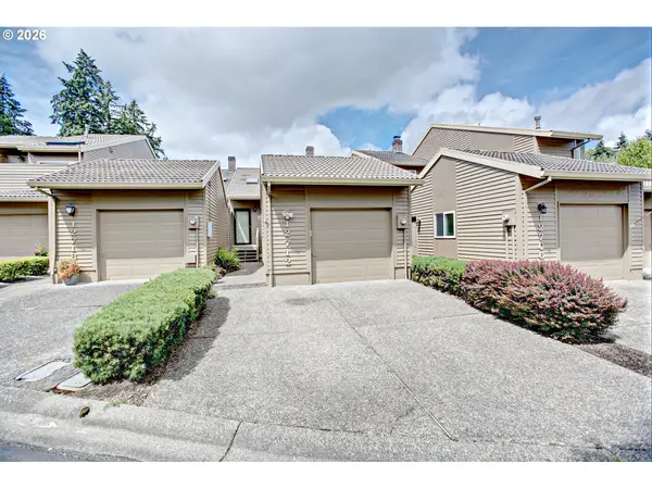 12712 SW Barberry Dr, Beaverton, OR 97008