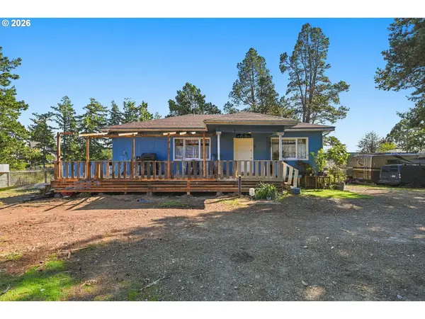 1589 Seagate Ave, CoosBay, OR 97420