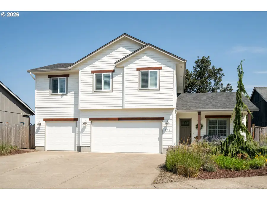 182 Sunday Dr, Creswell, OR 97426 - #2