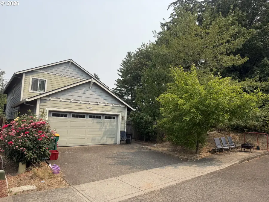 10535 SW Crestwood Dr, Beaverton, OR 97008 - #2