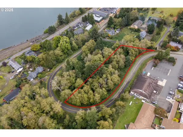 Rowe St #1900, Wheeler, OR 97147