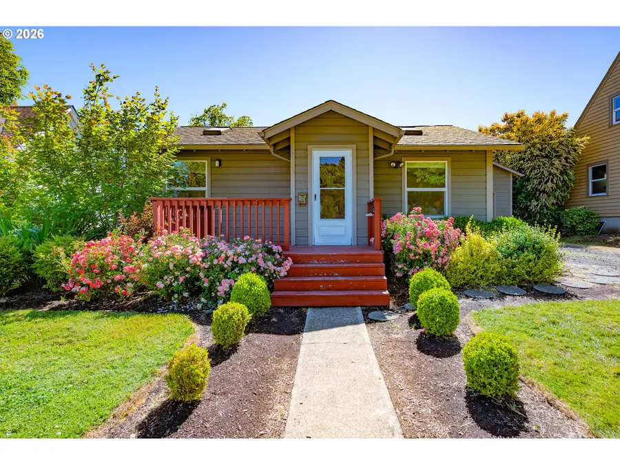 1843 Moss St, Eugene, OR 97403 - #3