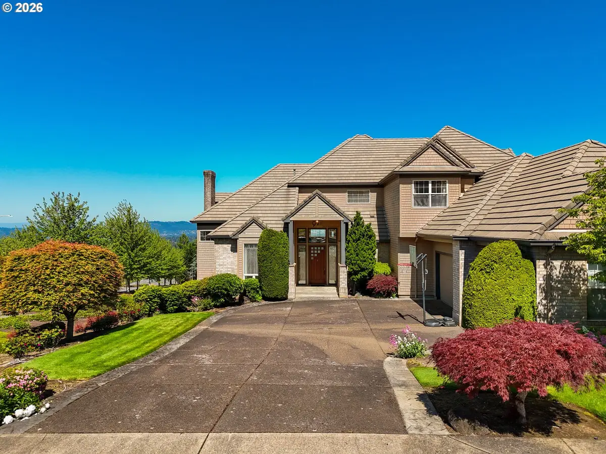 9211 SE Highgate Dr, Northwest Clackamas, OR 97086 - #1