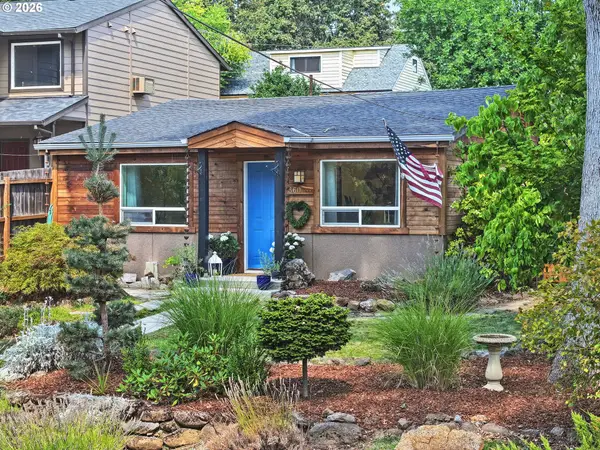360 SE Oak St, WhiteSalmon, WA 98672