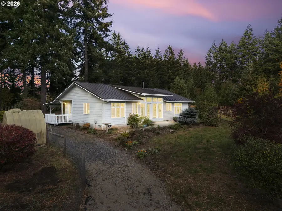 25483 S Elwood Rd, Colton, OR 97017 - #2