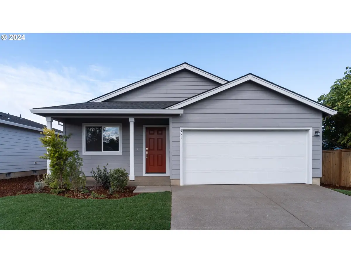 686 Minnesota, Lebanon, OR 97355 - #1