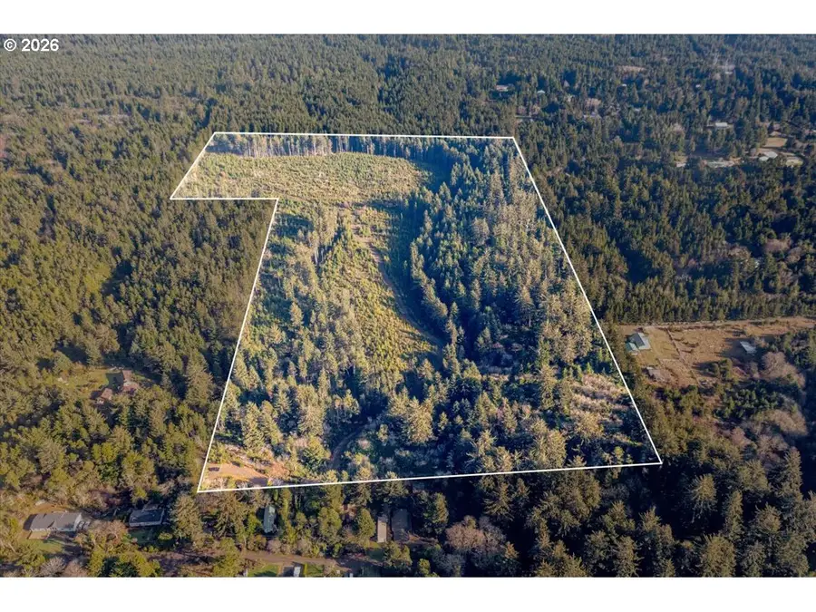 1300 NW Park View St, Seal Rock, OR 97376 - #3