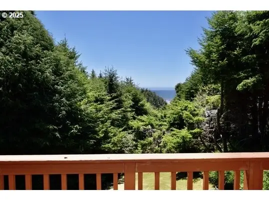 34518 Mutts Way, Gold Beach, OR 97444 - Image #2