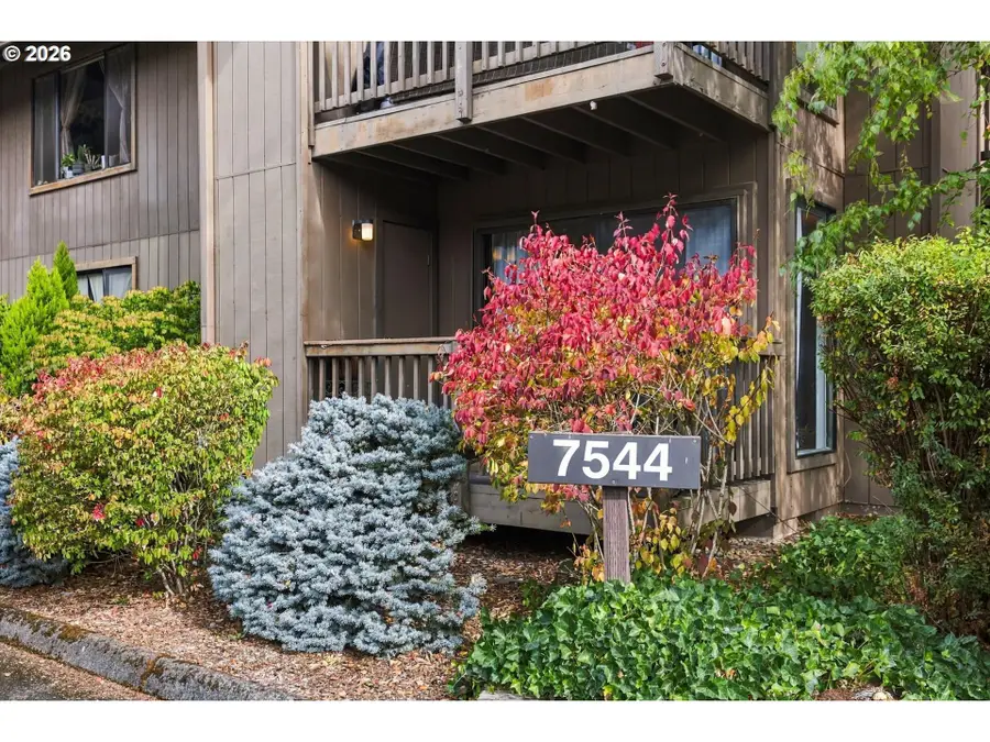 7544 SW Barnes Rd #C, Portland, OR 97225 - #2