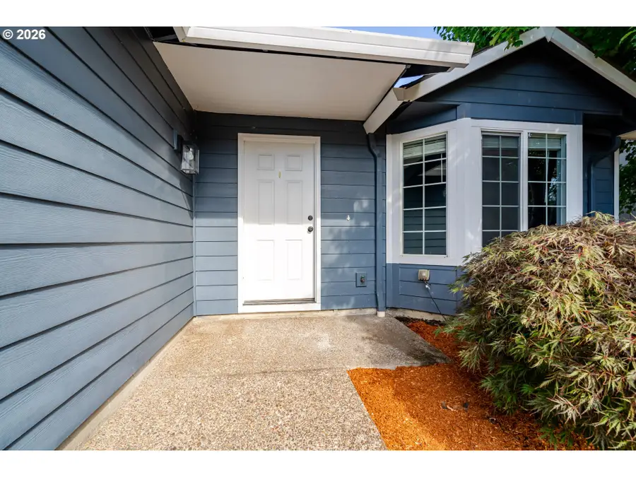 721 Griffin Dr, Monmouth, OR 97361 - #3