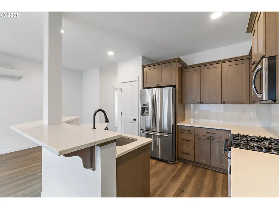 1292 S Quartz Dr, Cornelius, OR 97113 - #3