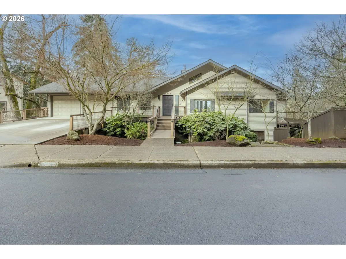 2315 W 28th Ave, Eugene, OR 97405 - Image #1