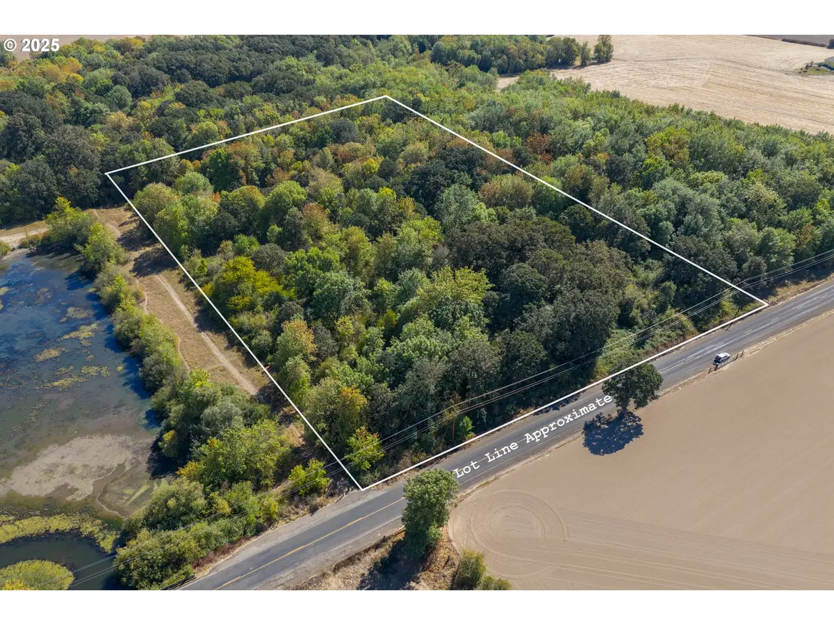 Three Lakes Rd Se #200, Albany, OR 97322 - Image #1