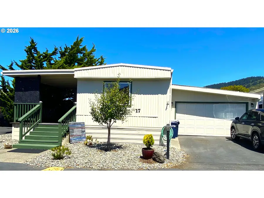 15889 Sunset Strip #17, Brookings, OR 97415 - #2