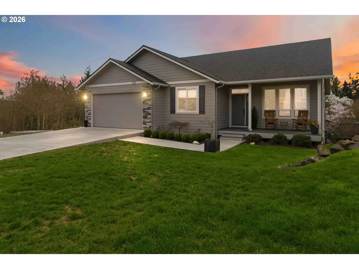 121 Altavista Rd, Longview, WA 98632 - #1