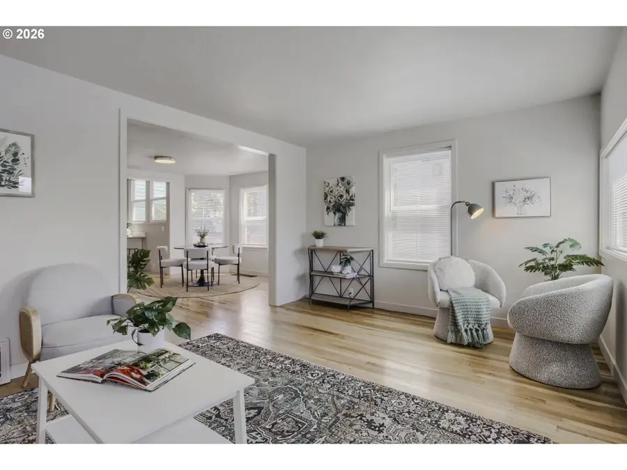 6204 NE 8th Ave, Portland, OR 97211 - #3