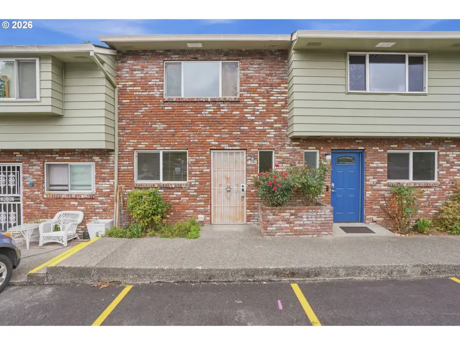 1304 NE Hogan Dr, Gresham, OR 97030 - #2