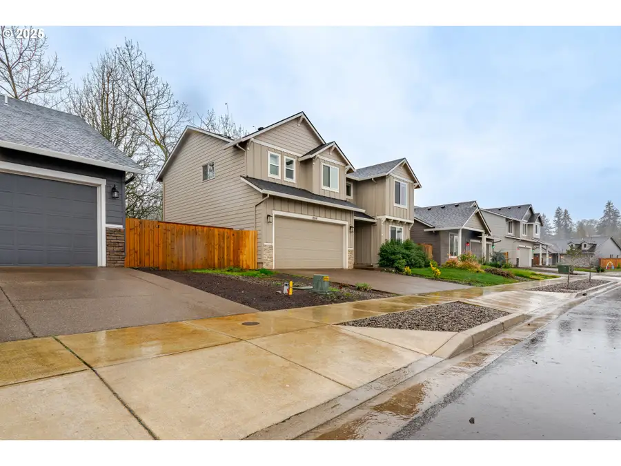 804 River Ave, Brownsville, OR 97327 - #2