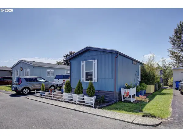 300 SW 7th Ave #131, BattleGround, WA 98604