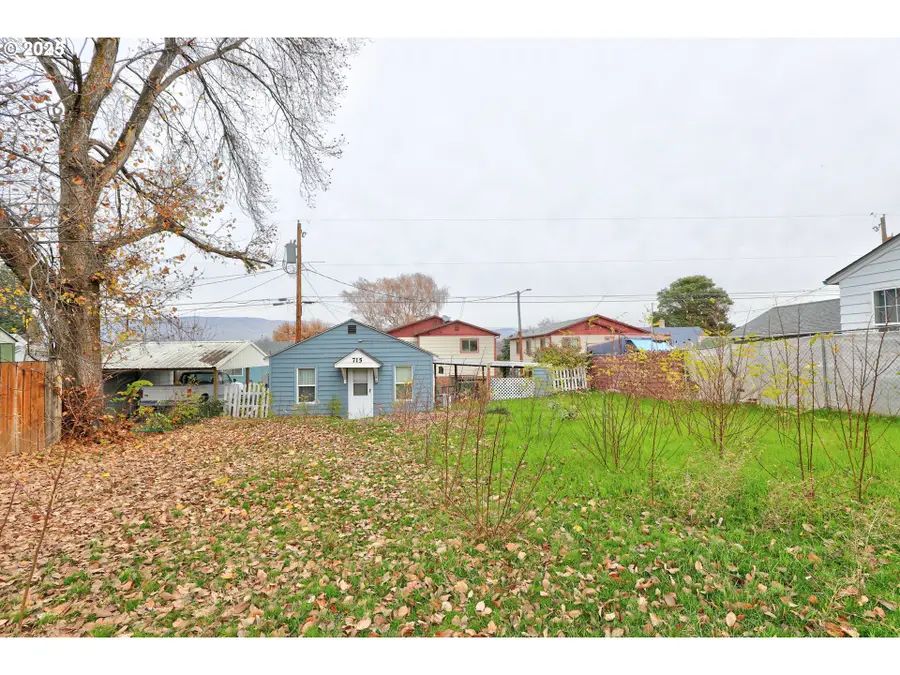 715 W 12th St, The Dalles, OR 97058 - Image #3