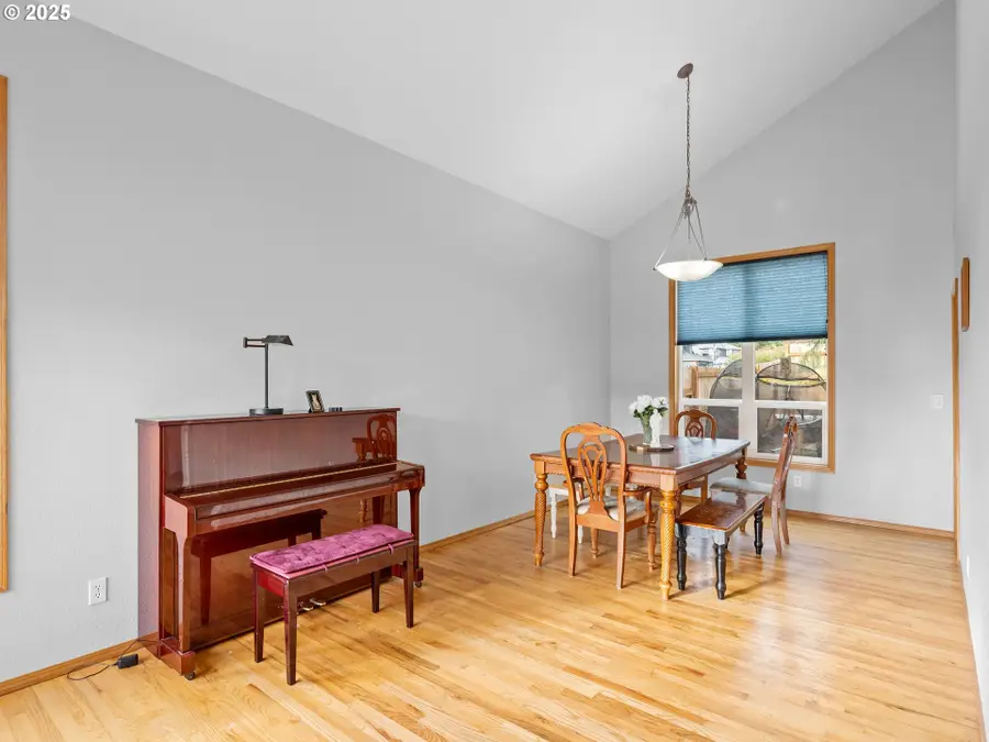 1623 NE Leewood Ave, Keizer, OR 97303 - Image #2