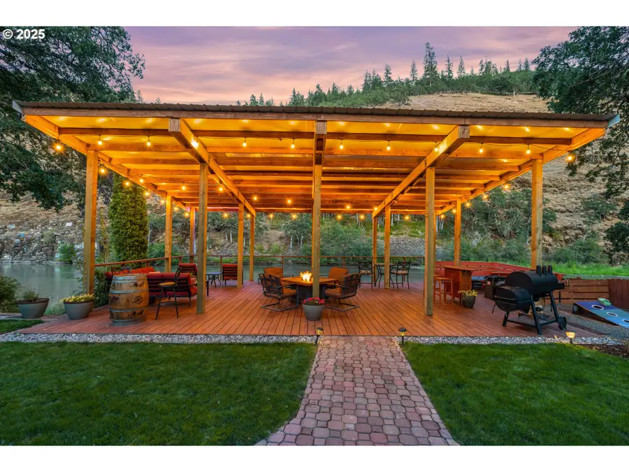 218 2nd St, Klickitat, WA 98628 - Image #3