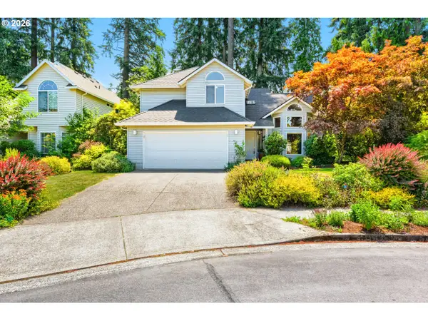384 SE 58th Ct, Hillsboro, OR 97123