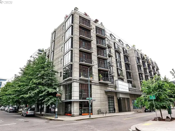 1030 NW 12th Ave #108, Portland, OR 97209