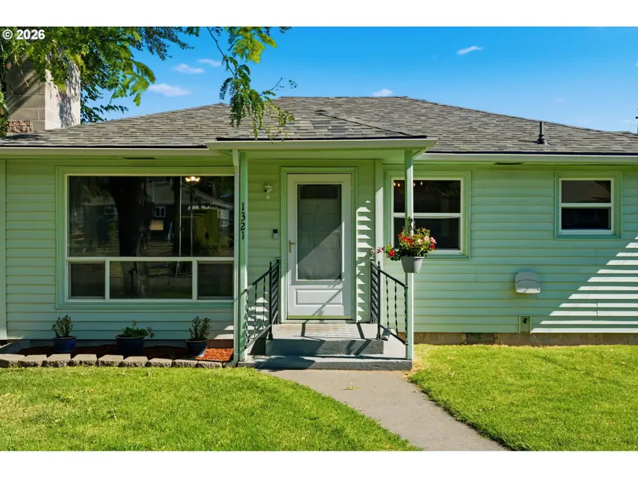 1321 E 13th St, The Dalles, OR 97058 - #2