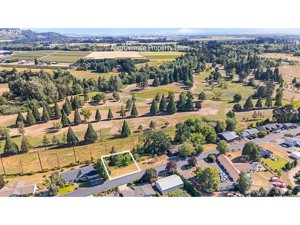 SW Bayou Dr #600, McMinnville, OR 97128