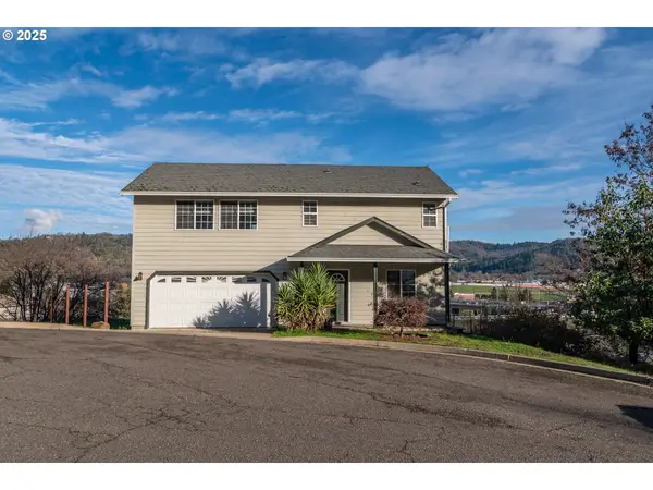 131 Makah Ct, Roseburg, OR 97471