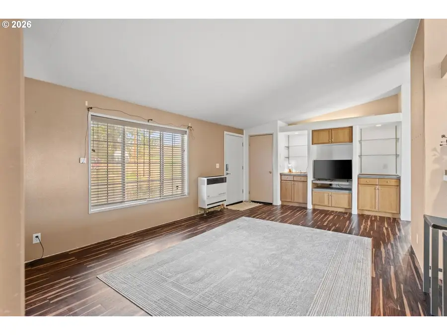 910 E College St, Echo, OR 97826 - #3