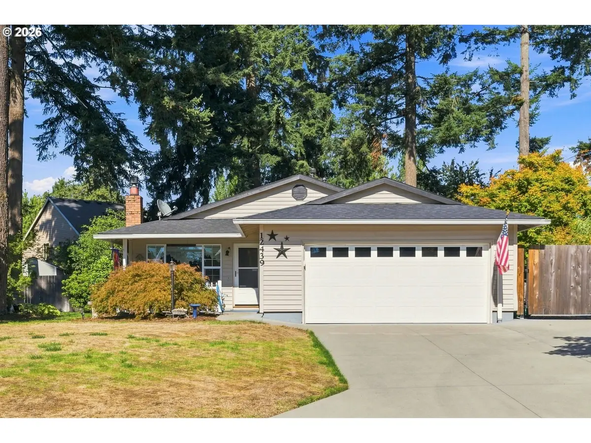12439 Blue Ridge Dr, Oregon City, OR 97045 - #1