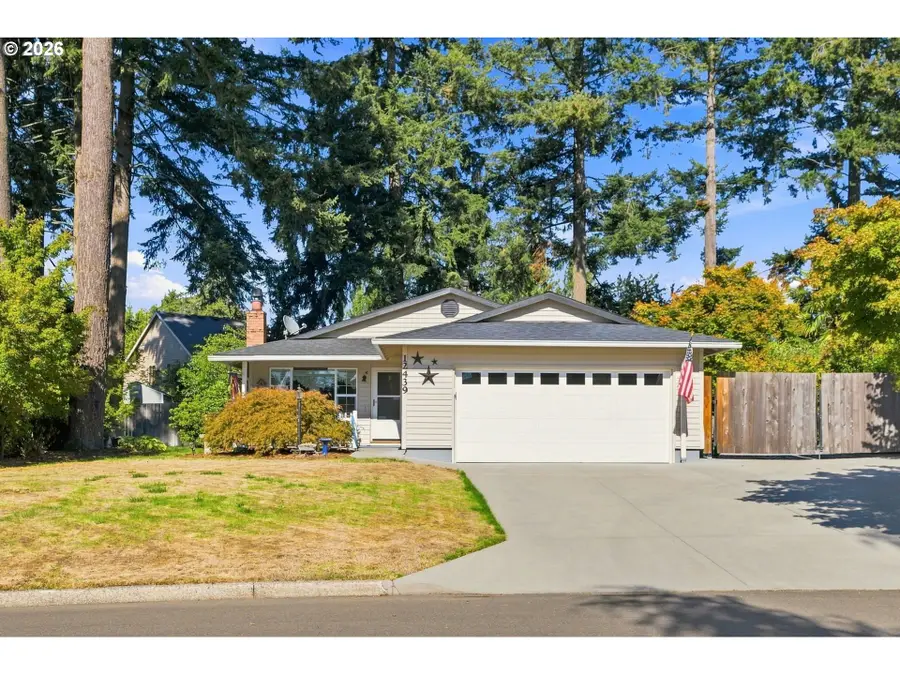 12439 Blue Ridge Dr, Oregon City, OR 97045 - #2