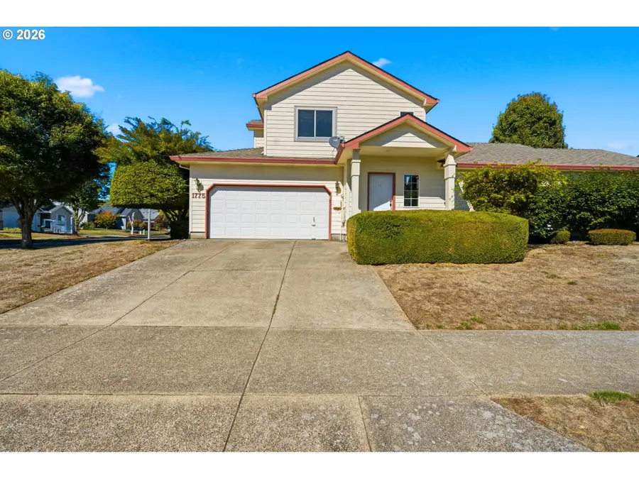 1775 NW 23rd St, McMinnville, OR 97128 - #2