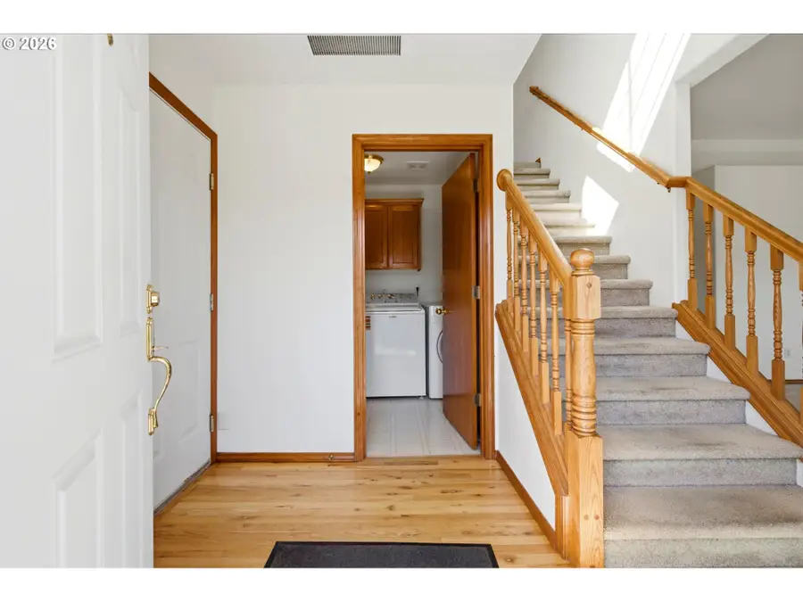 1775 NW 23rd St, McMinnville, OR 97128 - #3