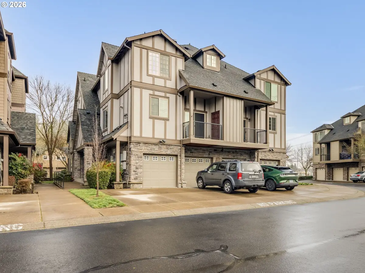 8139 NE Rockne Way, Hillsboro, OR 97006 - #1