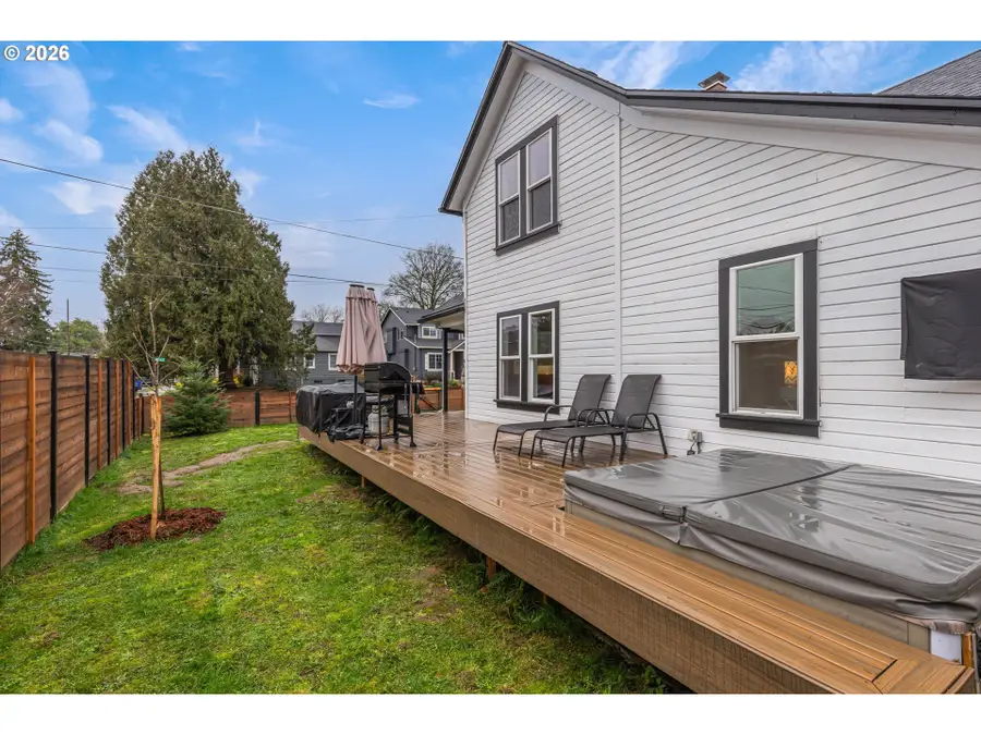 8007 N Hudson St, Portland, OR 97203 - Image #2