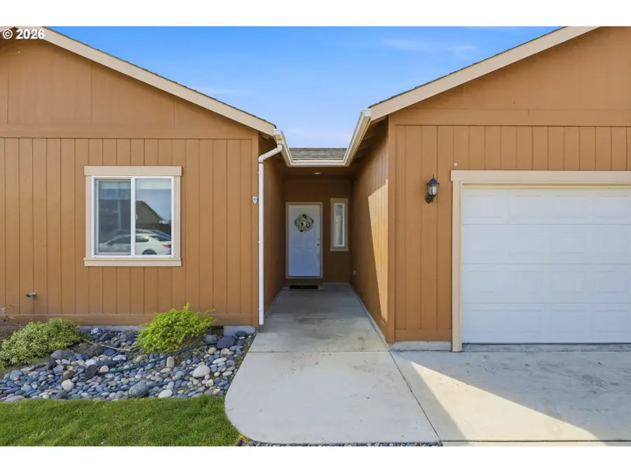 213 Sandy Ct, Boardman, OR 97818 - #3